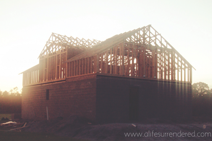 Small-House-Contruction-Color