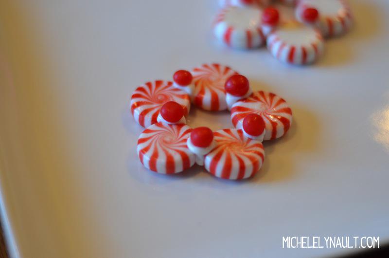 Final-peppermint-wreathe