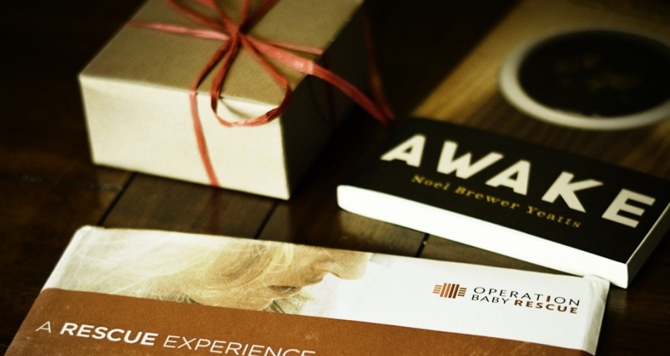 Where I introduce you to a Friend + GIVEAWAY